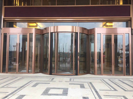 四季酒店1樘自动旋转门